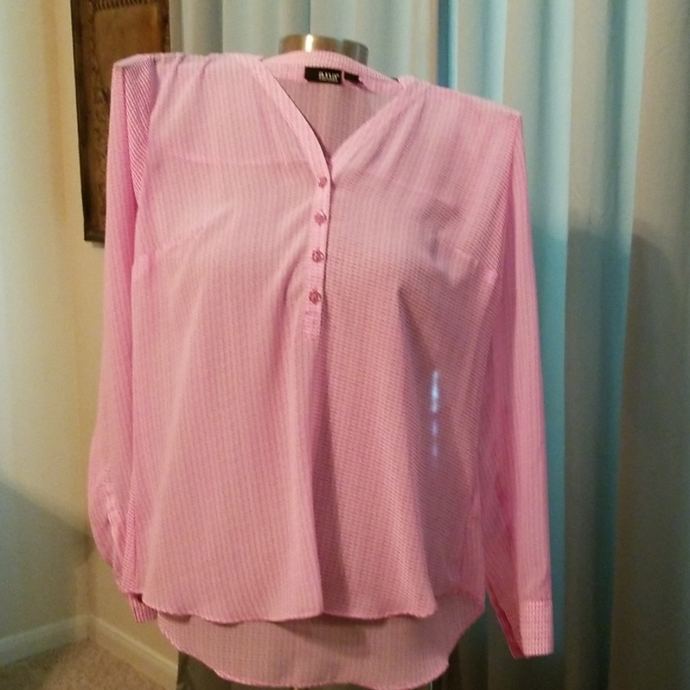 Pink and white top